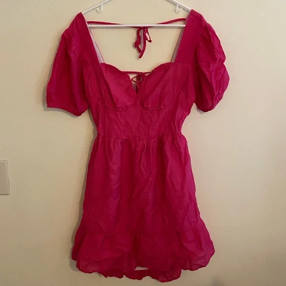 backless pink dress - Picture 5 of 5